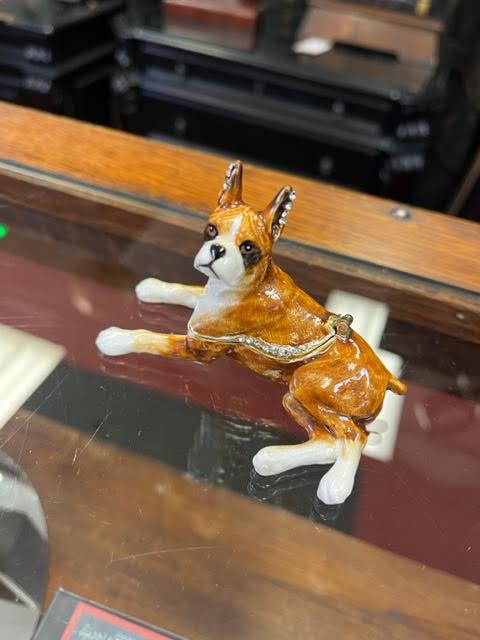 BOXER DOG RING BOX