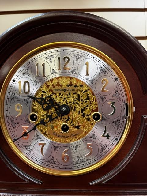 "Barrett" 8-day key wind chiming mantle clock
