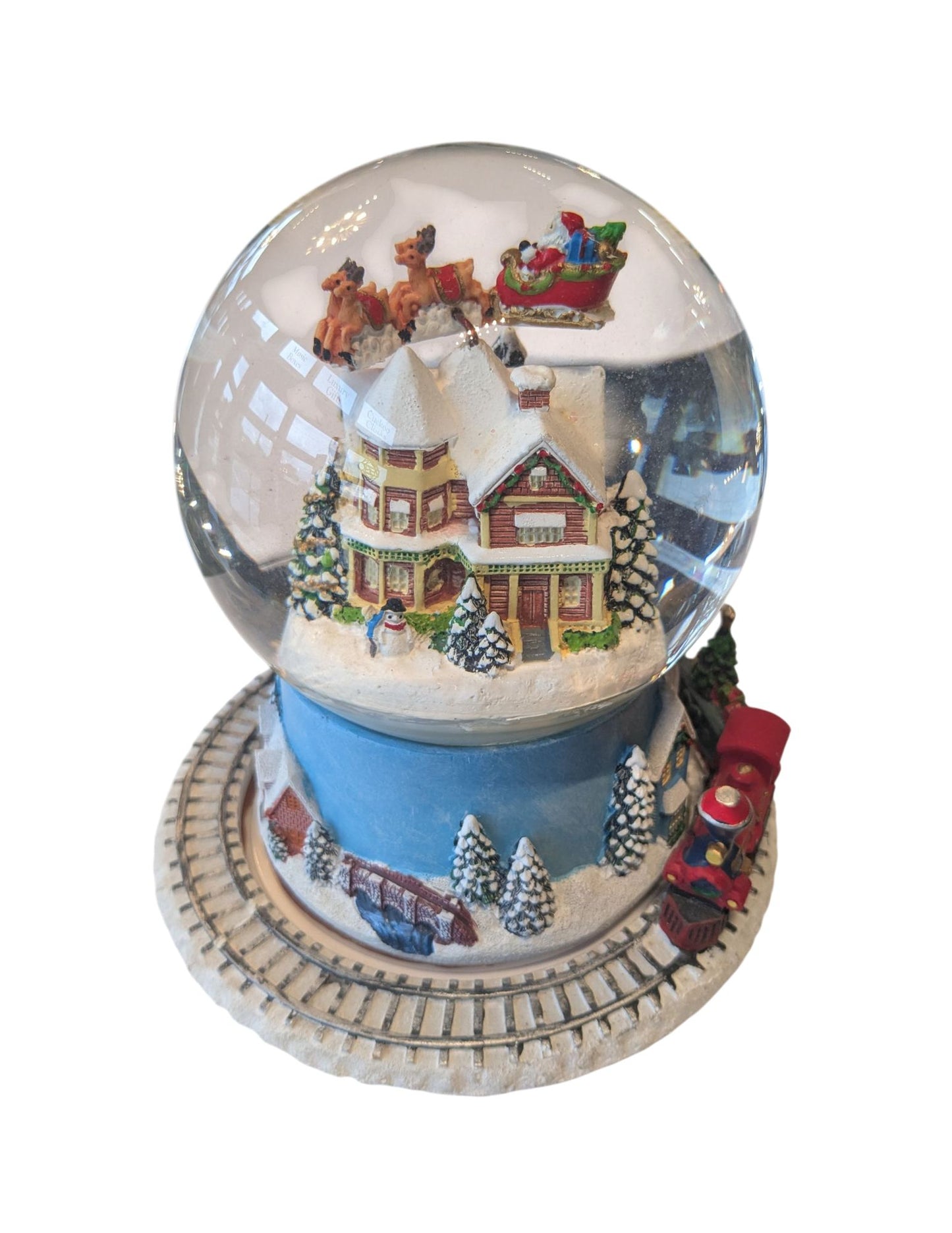SNOW GLOBE: SANTA & TRAIN