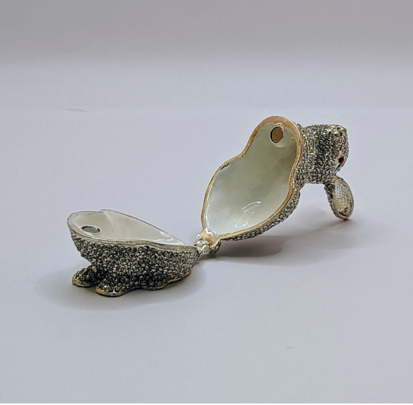 Bejeweled Rabbit Ring box